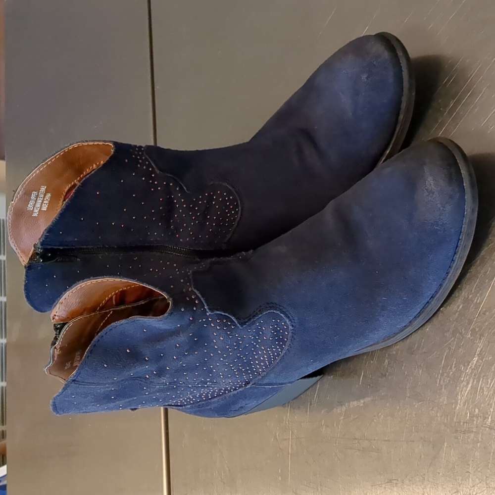 B.O.C. boots